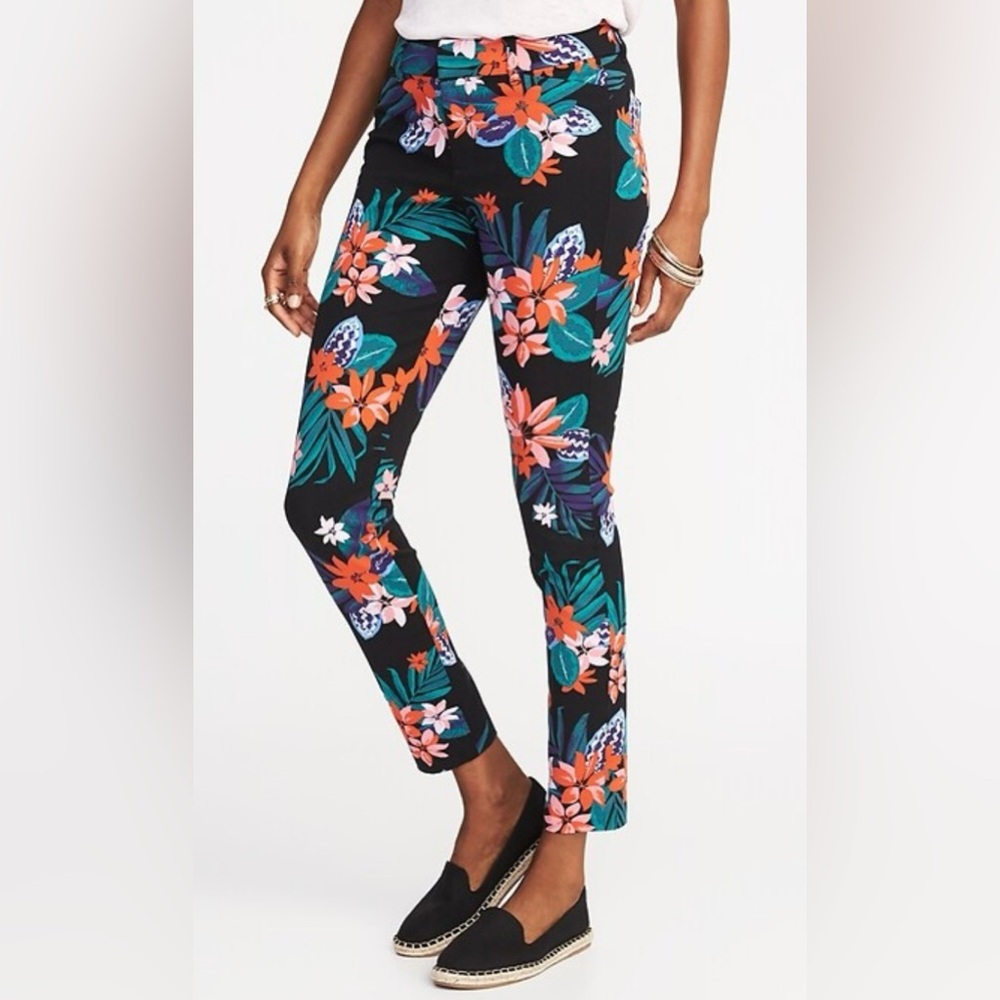Old Navy Floral Pixie Pants, 14